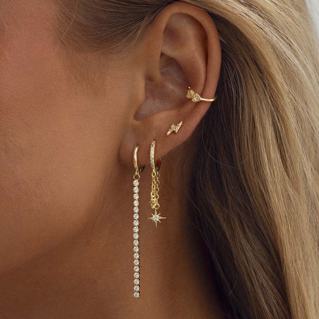 Gigi - Two Crystal Hearts Ear Cuff